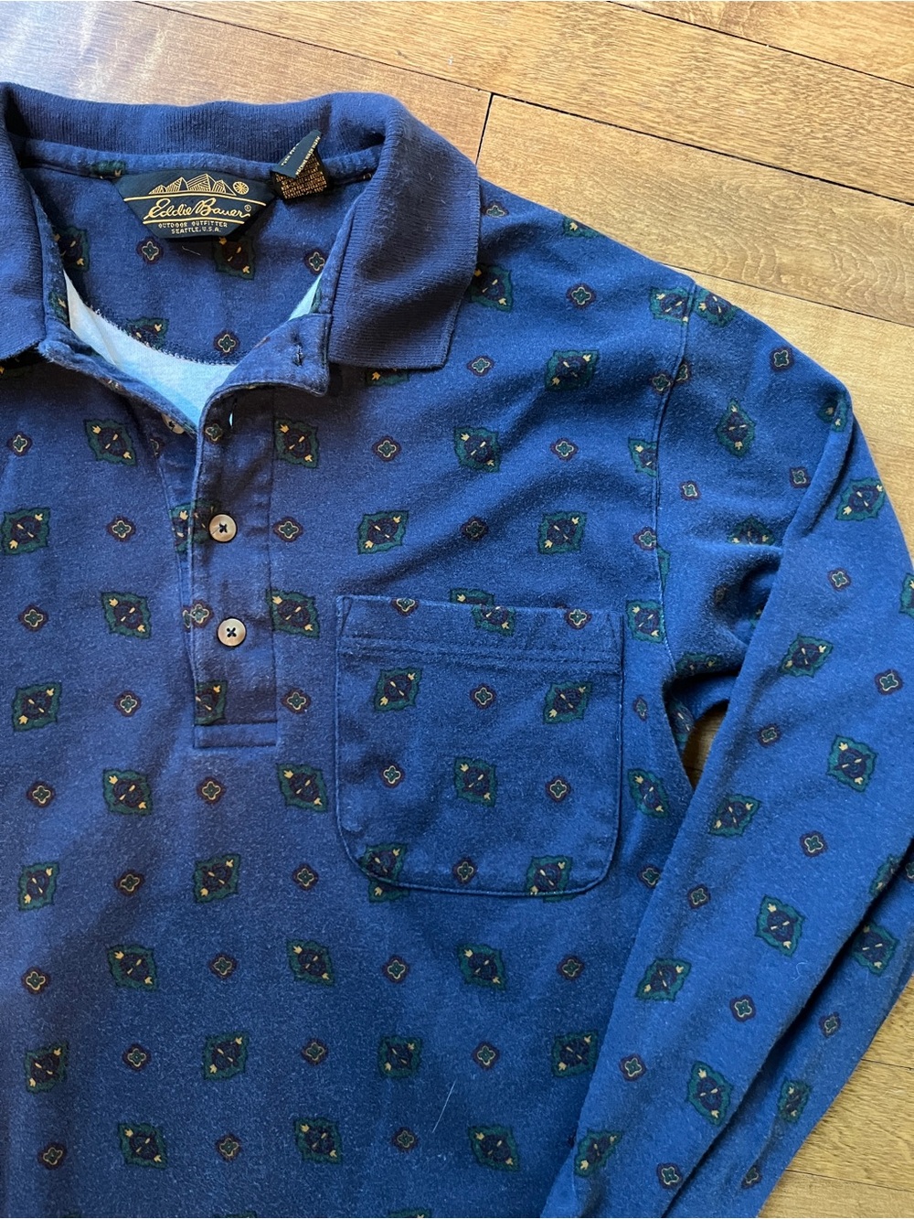Vintage Eddie Bauer Men's Blue Long Sleeve Collared Polo Shirt Size M